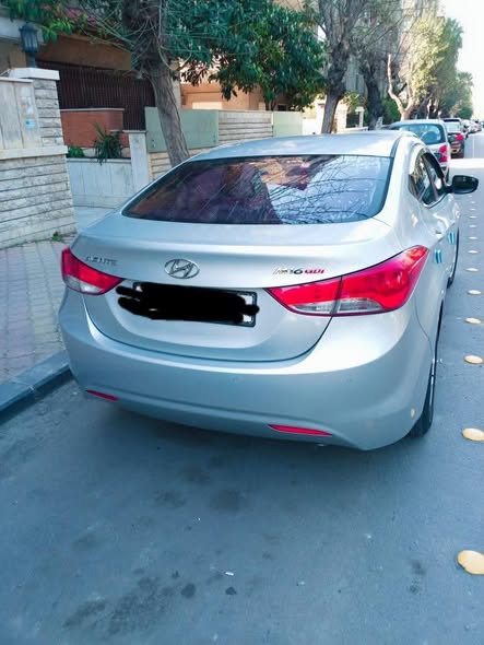 هيونداي النترا 2011 - صورة 3