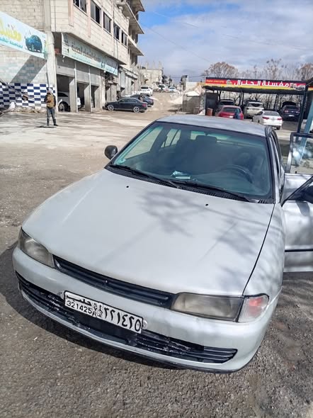 ميستوبشي ٩٣ 1993 - صورة 1