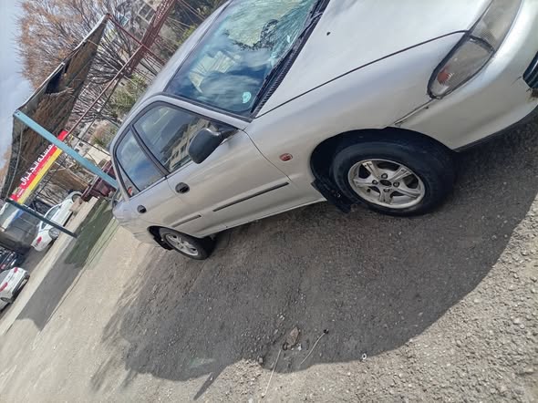 ميستوبشي ٩٣ 1993 - صورة 3