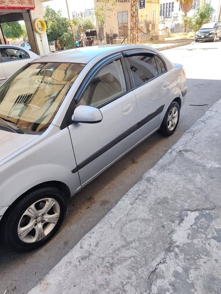 كيا ريو 2008 - صورة 1