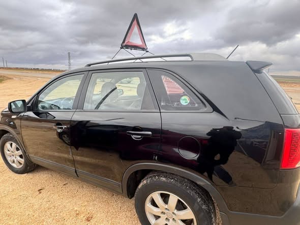 كيا سيرانتو 2011 - صورة 2