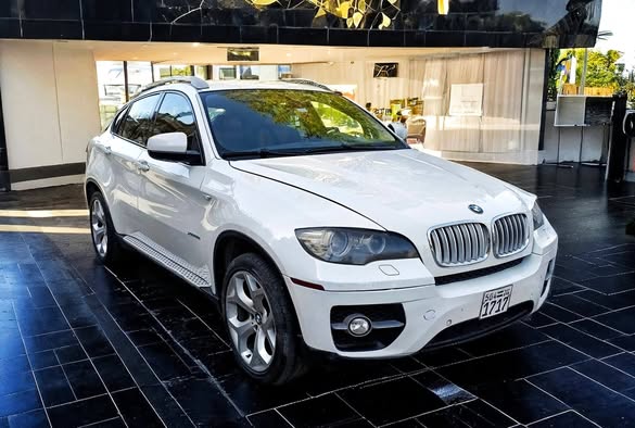 BMW X6 2011 - صورة 4
