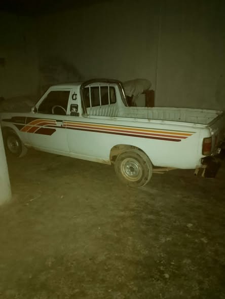 نيسان 1200 1994 - صورة 5