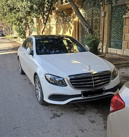 مرسيدس E كلاس 2017 - صورة 1