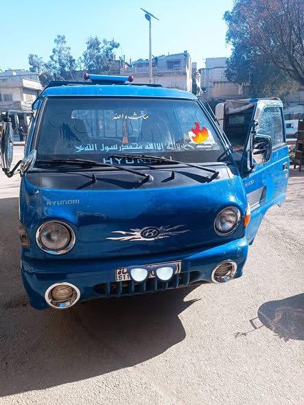 هونداي H-100 2002 - صورة 1