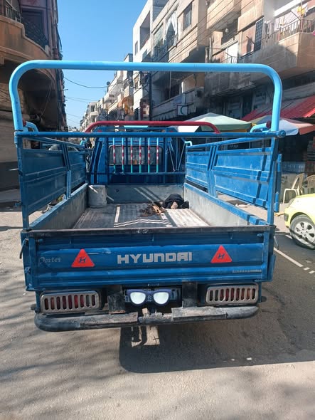 هونداي H-100 2002 - صورة 3