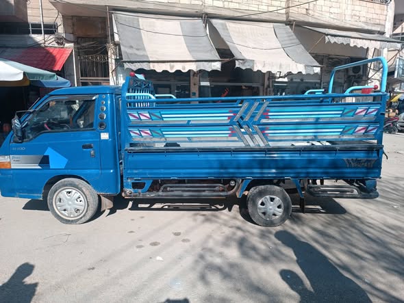 هونداي H-100 2002 - صورة 4