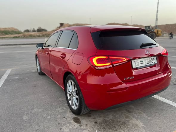 مرسيدس A220 2019 - صورة 5