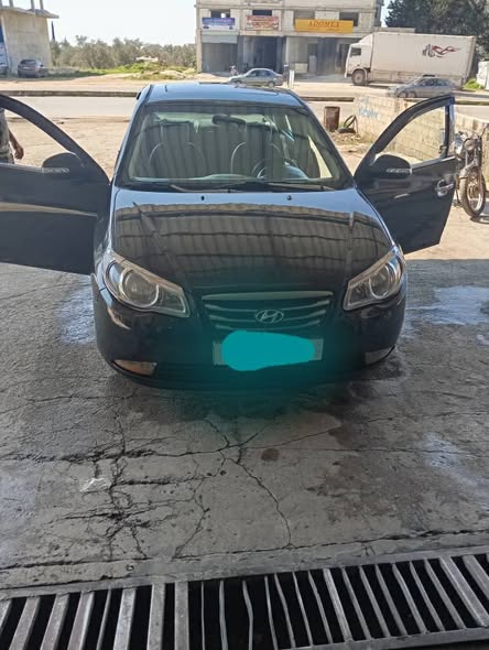 هيونداي افانتي 2008 - صورة 2