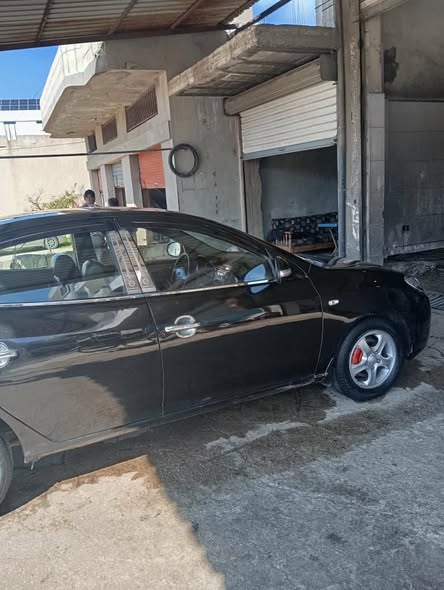 هيونداي افانتي 2008 - صورة 4