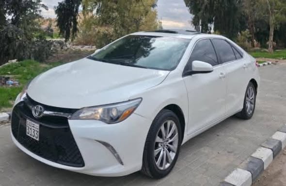 تويتا كاميري 2016 - صورة 1