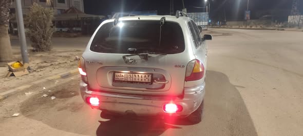 هيونداي سنتافي 2004 - صورة 4