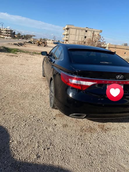 هونداي أزيرا 2012 - صورة 2