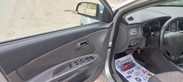 كيا ريو 2009 - صورة 5