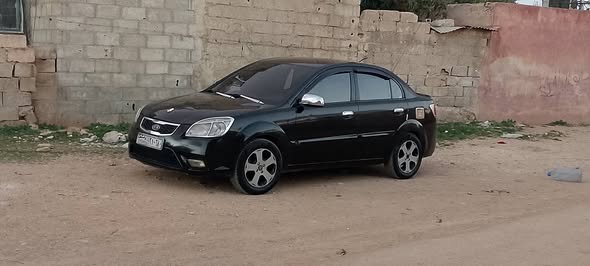 كيا ريو 2010 - صورة 1