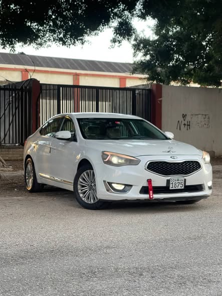 كيا كتنزا 2015 - صورة 1