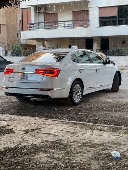 كيا كتنزا 2015 - صورة 3