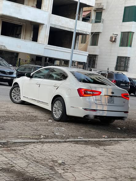 كيا كتنزا 2015 - صورة 5