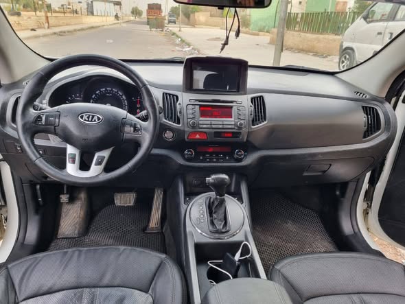 كيا سبورتاج 2011 - صورة 2