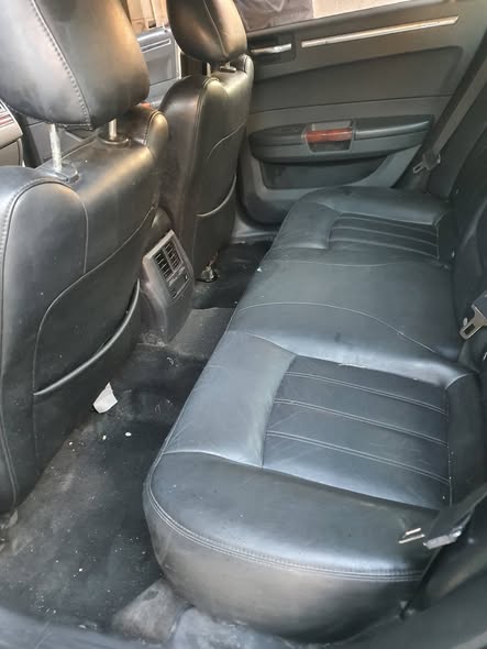 كرايسلر 300 2012 - صورة 3