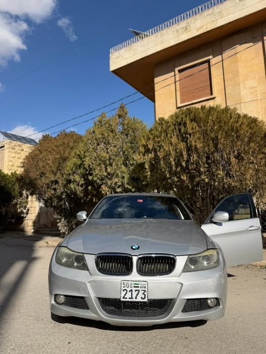 بي إم دبليو كرت 2012 - صورة 1