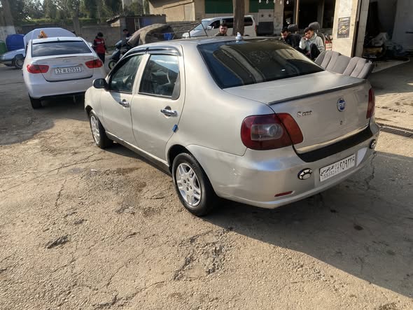 فيات سيانا 2005 - صورة 3