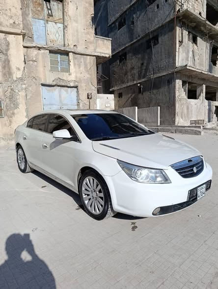 دايو EVANDA 2011 - صورة 1