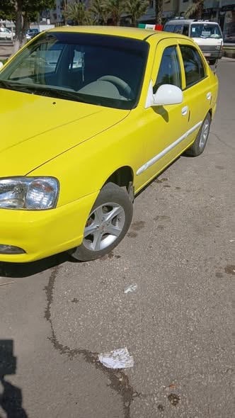 هونداي فيرنا 2011 - صورة 2