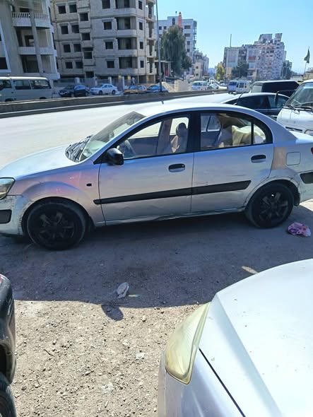 كيا ريو 2008 - صورة 5