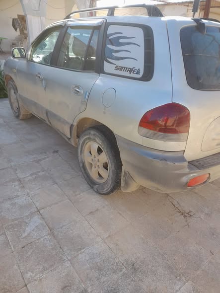 هيوانداي سانتافي 2002 - صورة 4