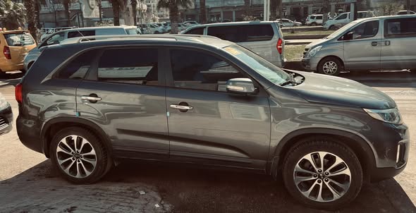 كيا سيرانتو 2013 - صورة 5