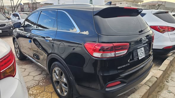 كيا سيرنتو 2016 - صورة 3