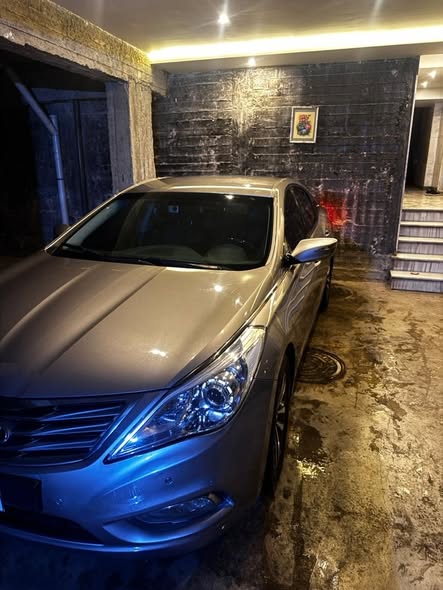 هيونداي ازيرا 2012 - صورة 3