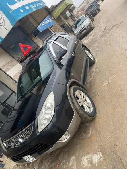 Hyundai فيره كروز 2009 - صورة 2
