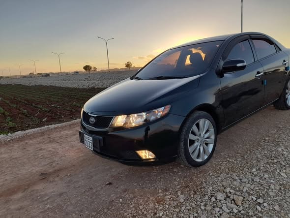 كيا فورتي 2010 - صورة 3