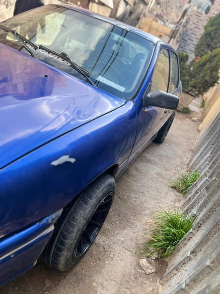 اوبل فيكترا 1990 - صورة 3