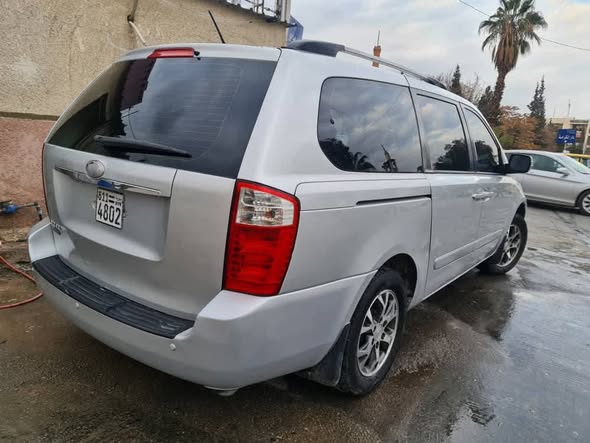 كيا سيدونا 2014 - صورة 5