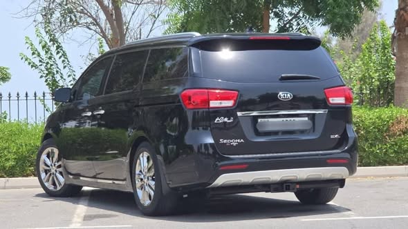 كيا كرنفال 2017 - صورة 4