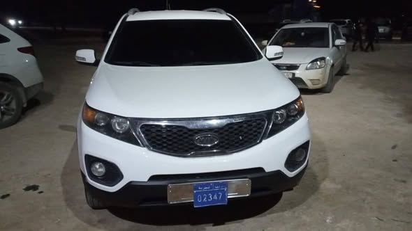 كيا سيرنتو 2010 - صورة 2