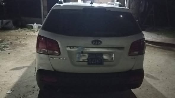 كيا سيرنتو 2010 - صورة 3