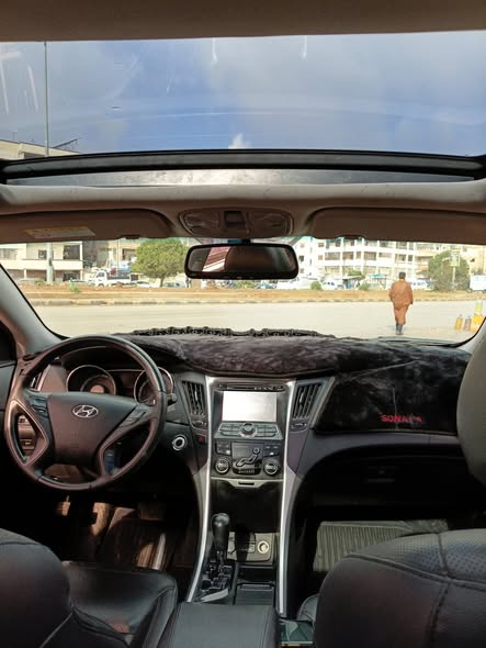 هيونداي سوناتا 2010 - صورة 3