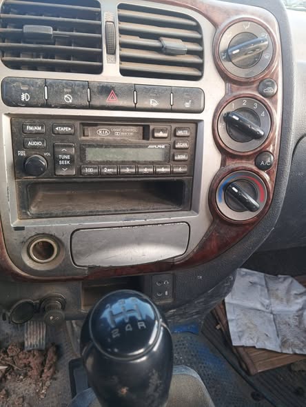 كيا بونجو 2007 - صورة 2