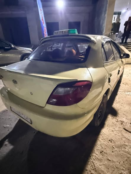 كيا Rio 2000 - صورة 2