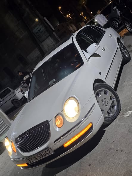 كيا امنتي 2010 - صورة 4