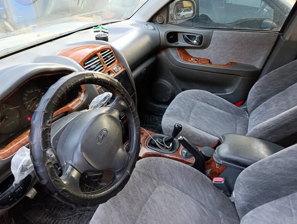 هيونداي سانتافي 2004 - صورة 4