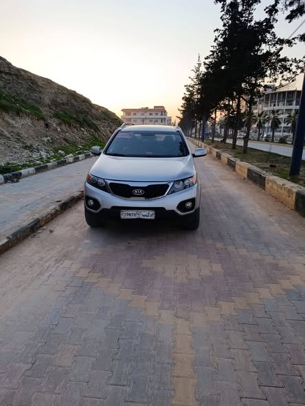 كيا سيرانتو 2010 - صورة 3