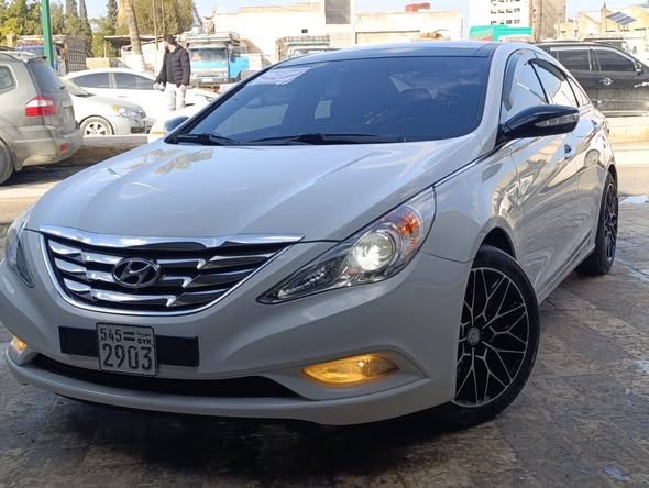 هيونداي سوناتا 2011 - صورة 2