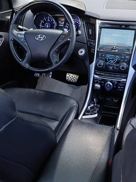 هيونداي سوناتا 2011 - صورة 5