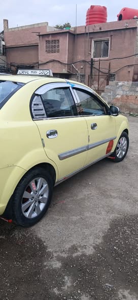 كيا ريو 2011 - صورة 2