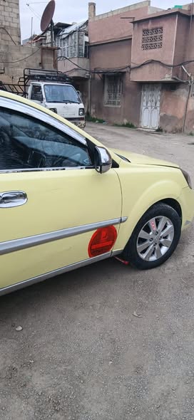 كيا ريو 2011 - صورة 4